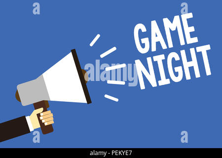 Handschrift Text schreiben Spiel Nacht. Begriff Sinne Ereignis, in dem Leute zusammen, die zur Gewinnung von gelegt Mann mit Megaphon loudspeak erhalten Stockfoto