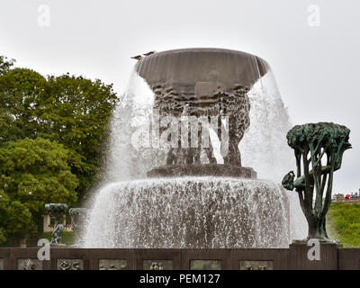 Oslo, Norwegen - 12.08.2018: Skulpturen von Gustav Vigeland (1869-1943), einem renommierten norwegischen Bildhauers, Frogner Park, Oslo. Stockfoto