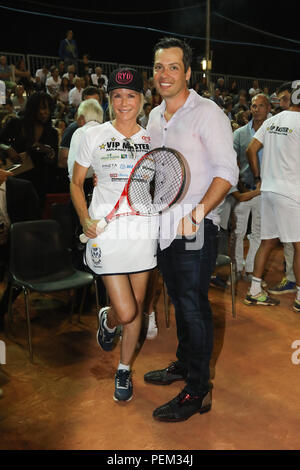 Katherine Kelly Lang besucht die VIP-Master Tennis Turnier mit ihrem Freund Dominique Zoida mit: Katherine Kelly Lang, Dominique Zoida Wo: Mailand, Italien Wann: 13 Aug 2018 Quelle: IPA/WENN.com ** Nur für die Veröffentlichung in Großbritannien, den USA, Deutschland, Österreich, Schweiz ** verfügbar Stockfoto