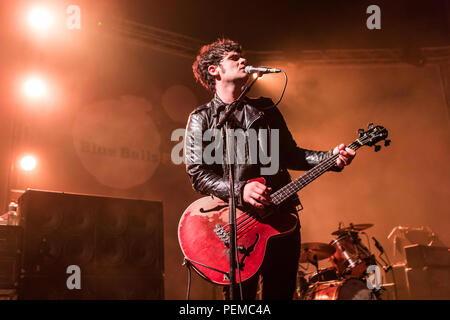 Die US-amerikanische Rockband Black Rebel Motorcycle Club live bei der 26 Blue Balls Festival in Luzern, Schweiz, Peter Hayes Stockfoto