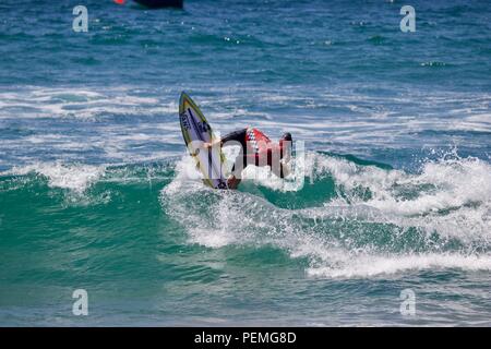 Tanner Gudauskas konkurrieren in der US Open des Surfens 2018 Stockfoto