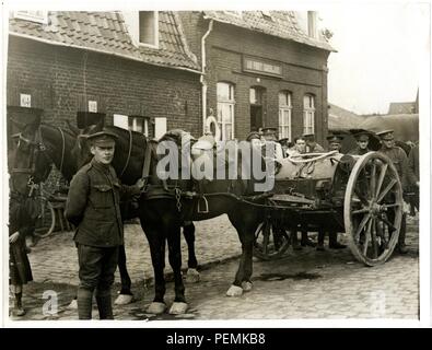 Eine Armee wasser Warenkorb [Merville, Frankreich]. Fotograf H. D. Girdwood. Stockfoto