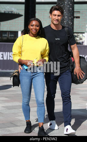 Samira Mächtigen und Frankie Foster außerhalb ITV Studios mit: Samira Mächtige, Frankie fördern Wo: London, Großbritannien Wann: 16 Aug 2018 Quelle: Rocky/WENN.com Stockfoto