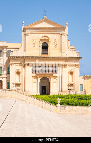 Italien Sizilien antike Netum Noto Antica Mount Alveria wieder aufgebaut nach 1693 Erdbeben Chiesa San Salvatore Immacolata Fassade Treppen Schritte Stockfoto
