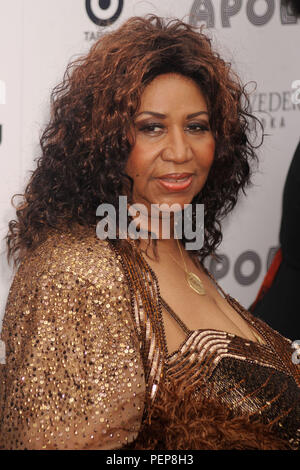 Datei: 16. Aug 2018. Aretha Franklin | stirbt im Alter von 76. Foto: NEW YORK - Januar 12: Aretha Franklin, New York City. Januar 12, 2012: Aretha Franklin Credit: Stürme Media Group/Alamy leben Nachrichten Stockfoto