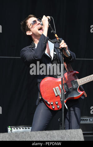 Chelmsford, Großbritannien. 17. Aug 2018. Miles Kane in RiZE Festival 2018 im Hylands Park, Chelmsford am 17. August 2018, UK. Bild Capital/Alamy leben Nachrichten Stockfoto