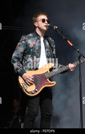 Chelmsford, Großbritannien. 17. Aug 2018. Miles Kane in RiZE Festival 2018 im Hylands Park, Chelmsford am 17. August 2018, UK. Bild Capital/Alamy leben Nachrichten Stockfoto