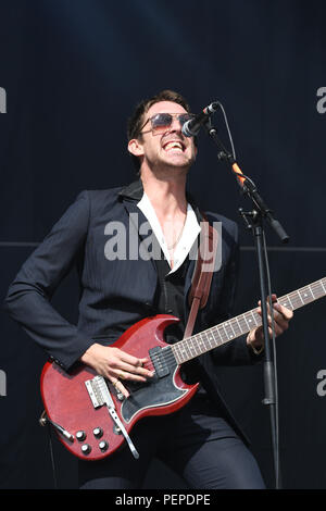 Chelmsford, Großbritannien. 17. Aug 2018. Miles Kane in RiZE Festival 2018 im Hylands Park, Chelmsford am 17. August 2018, UK. Bild Capital/Alamy leben Nachrichten Stockfoto