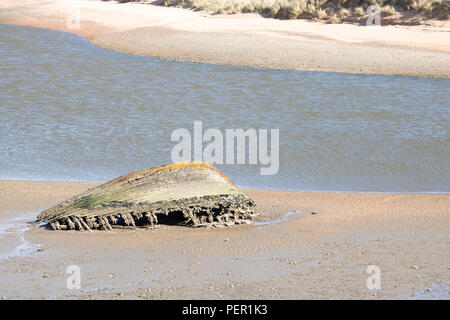 Schiffbruch entlang der Küste bei Newburgh Strand Stockfoto