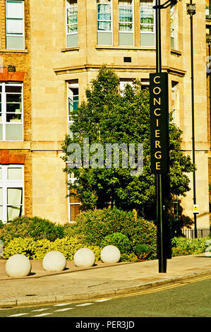 Concierge, Royal Arsenal Riverside,, Woolwich Arsenal, London, England Stockfoto