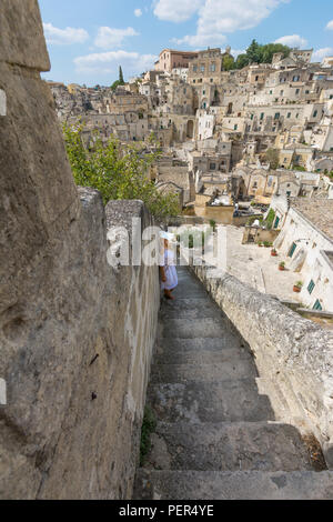 Wunderschönes Panorama auf das Stadtzentrum von Matera, eines der ältesten Italiens. Stockfoto