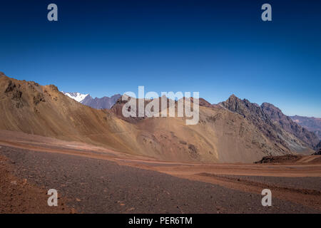 Nevado Juncal Berge in der Cordillera de Los Andes - Provinz Mendoza, Argentinien Stockfoto