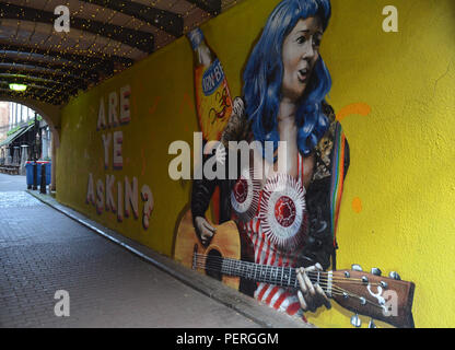 Graffiti in der Nähe zu Sloans Bar, Argyle Street, Glasgow, Schottland Stockfoto