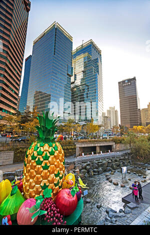 Laternenfest jährlich entlang der Cheonggyecheon Stream, Seoul, Südkorea, Asien Stockfoto