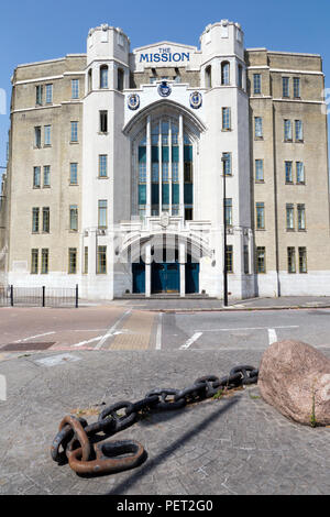 Die Mission, die früher als Empire Memorial Matrosen Hostel, Commercial Road, London, UK bekannt. Stockfoto