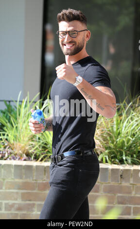 Jake Quickenden außerhalb ITV Studios mit: Jake Quickenden Wo: London, Großbritannien Wann: 17 Aug 2018 Quelle: Rocky/WENN.com Stockfoto