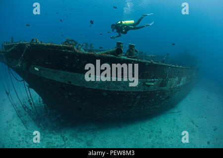 Der karthagische, Lahaina Wahrzeichen, wurde als eine künstliche Riff vor Lahaina, Maui, Hawaii im Dezember 2005 gesunken. Stockfoto