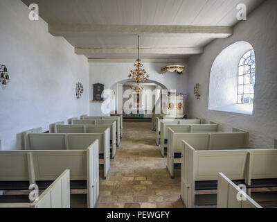 Die sehr kleine Kirche auf Hjarnoe Insel in Jütland, Dänemark Stockfoto