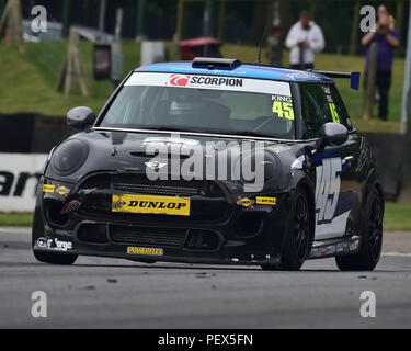 Calum König, Mini JCW F56, Mini Challenge, DTM-Rennen treffen, Deutsche Tourenwagen Masters, Grand Prix Circuit, Brands Hatch, Kent, England, 11. 12. EIN Stockfoto