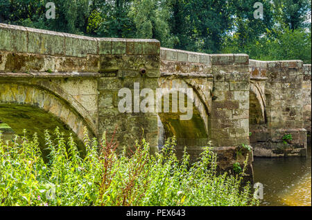 Essex Pack Horse Bridge in der Nähe von Great Haywood in Staffordshire, England Stockfoto