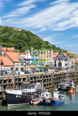 Scarborough Hafen und Marina in der Bucht von Scarborough Yorkshire uk South north yorkshire England Scarborough Großbritannien gb Europa Stockfoto