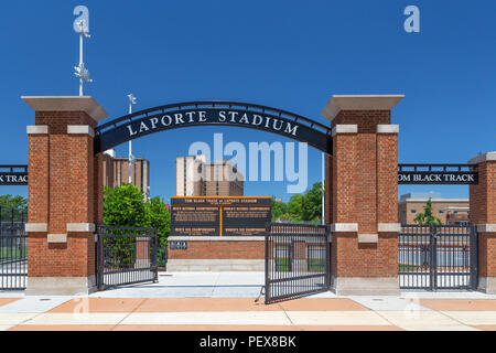 KNOXVILLE, TN/USA Juni 4, 2018: Laporte Stadion und Tom schwarzen Anschluss auf dem Campus der Universität von Tennessee. Stockfoto