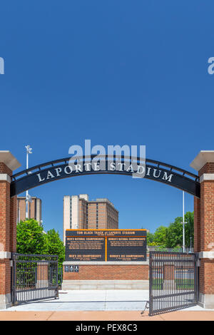 KNOXVILLE, TN/USA Juni 4, 2018: Laporte Stadion und Tom schwarzen Anschluss auf dem Campus der Universität von Tennessee. Stockfoto