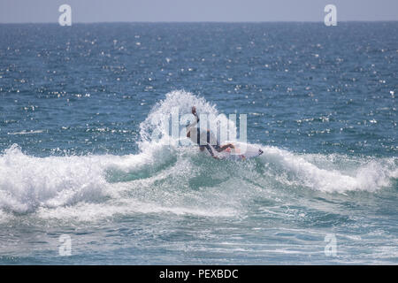 Kanoa Igarashi konkurrieren in der US Open des Surfens 2018 Stockfoto