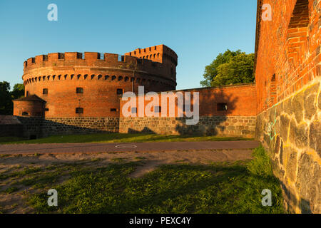 Die dohnaturm oder Dohna Tower, Oberteich, alte Stadtmauer, Mitte des 19. Jahrhunderts, Amber Museum, Kaliningrad, dem früheren Königsberg, Oblast Kaliningrad, Russland | Stockfoto