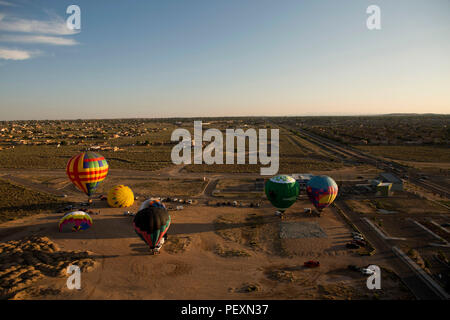 Luftaufnahme von Heißluftballons, Albuquerque, New Mexico, USA Stockfoto