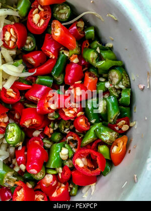 Thai Chili Peppers Vertikale Stockfoto