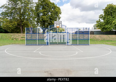 Basketball Praxis Gericht mit weissen Linie Markierungen Stockfoto