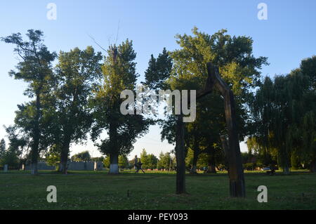 Teius Park in Karansebesch bei Sonnenuntergang Stockfoto