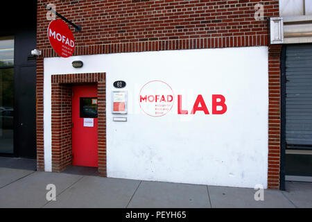 Museum of Food and Drink Lab, 62 Bayard St, Brooklyn, NY. Außenansicht eines Museums für Lebensmittel- und Lebensmittelgeschichte im Stadtteil Greenpoint, Williamsburg. Stockfoto