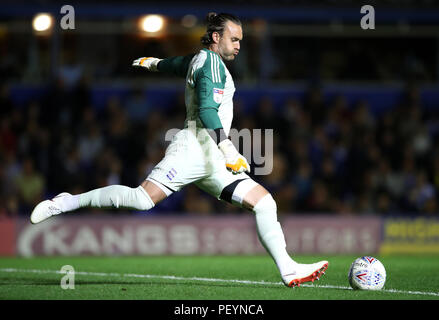 Birmingham City Torwart Lee Camp während der Sky Bet Championship Match in St. Andrew's Billion Trophäe Stadion, Birmingham. PRESS ASSOCIATION Foto. Bild Datum: Freitag, August 17, 2018. Siehe PA-Geschichte Fußball Birmingham. Photo Credit: Nick Potts/PA-Kabel. Einschränkungen: EDITORIAL NUR VERWENDEN Keine Verwendung mit nicht autorisierten Audio-, Video-, Daten-, Spielpläne, Verein/liga Logos oder "live" Dienstleistungen. On-line-in-Match mit 120 Bildern beschränkt, kein Video-Emulation. Keine Verwendung in Wetten, Spiele oder einzelne Verein/Liga/player Publikationen. Stockfoto