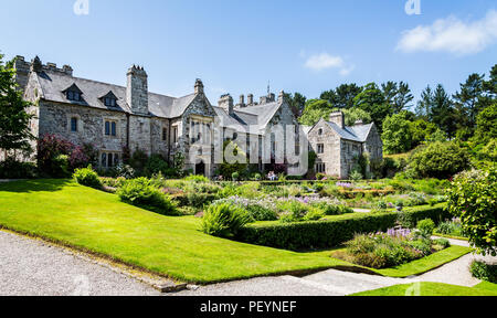 Cotehele House und Gärten im Cotehele, Cornwall, UK am 1. Juli 2013 getroffen Stockfoto