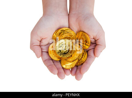 Nahaufnahme eines bitcoin Münzen in der Frau die Hand auf weißem Hintergrund mit Freistellungspfad isoliert Stockfoto