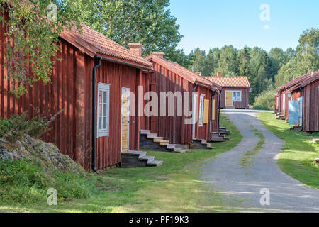 Lövånger Kirche Stadt im Norden Schwedens aus dem 17. Jahrhundert und besteht aus 117 Bungalows, von denen viele für Hostel Unterbringung verwendet werden. Stockfoto