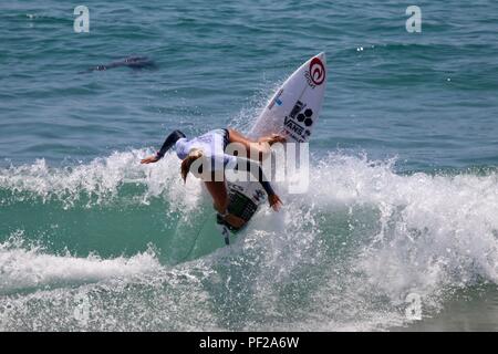 Pauline Ado konkurrieren in der US Open des Surfens 2018 Stockfoto