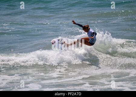 Pauline Ado konkurrieren in der US Open des Surfens 2018 Stockfoto