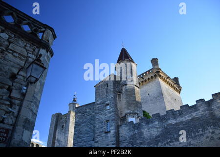 Blick auf das Schloss bei Uzes, Gard, Frankreich Stockfoto