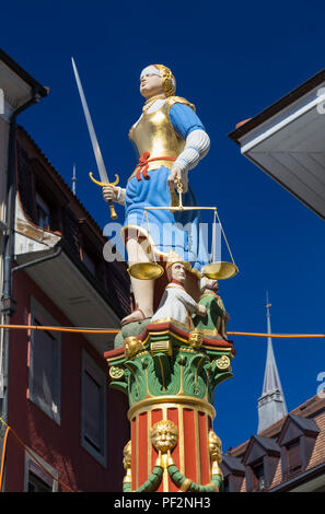 Fontaine de la Justice, Place de la Palud, Lausanne, Schweiz Stockfoto