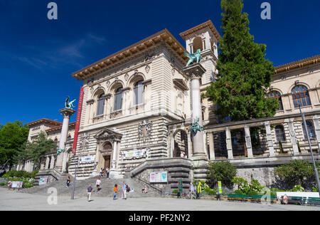 Palais de Rumine auf dem Place de la Riponne, Lausanne, Schweiz Stockfoto
