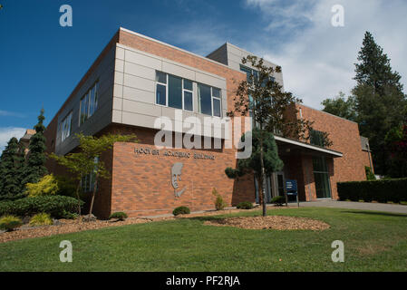 NEWBERG OREGON, 15. AUGUST 2017, Hoover akademische Gebäude am George Fox University, benannt nach der 31. Präsident der Vereinigten Staaten, die kurz Stockfoto