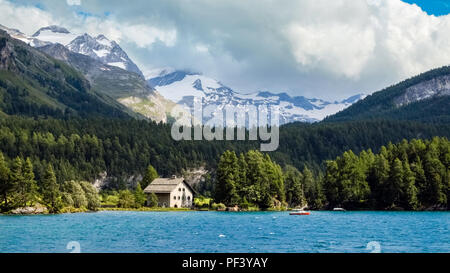 Silsersee (oder Silsersee, Lej da Sils) ist ein See in der Upper-Engadine Tal von Graubünden, Schweiz. Stockfoto