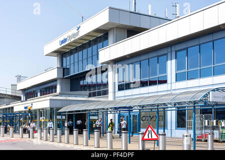Haupteingang, London City Airport, Silvertown Borough von Newham, London, Greater London, England, Vereinigtes Königreich Stockfoto