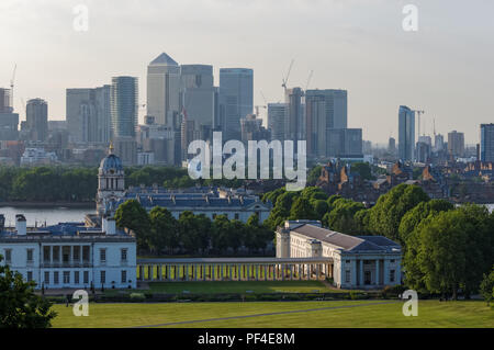 Canary Wharf Financial District von Greenwich Park, London, England, Vereinigtes Königreich, UK gesehen Stockfoto