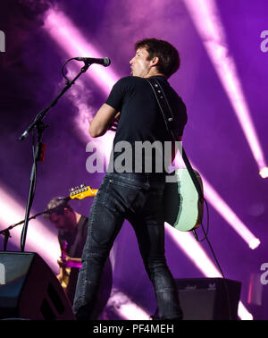 Deutschland, Coburg, HUK Coburg Open Air - 18 Aug 2018 - Konzert, James Blunt - Bild: James Blunt sein Set auf der HUK Coburg Open Air 2018 spielen. Alamy Live News Entertainment/Credit: Ryan Evans Credit: Ryan Evans/Alamy leben Nachrichten Stockfoto