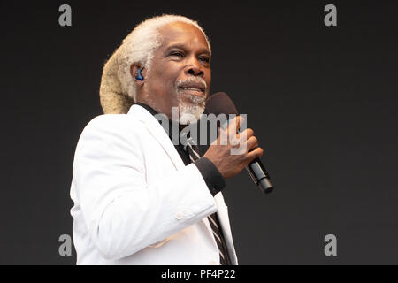 Henley-on-Thames, UK. 18 Aug, 2018. Billy Ocean führt auf Zurückspulen Festival Süd - Tag eins - im Tempel der Insel suchen, Henley-on-Thames, Oxfordshire, Samstag, 18. August 2018 Foto von Keith Mayhew Credit: KEITH MAYHEW/Alamy leben Nachrichten Stockfoto