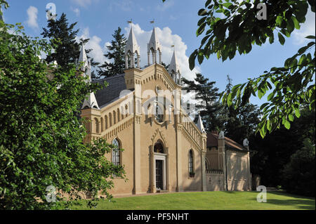 Dessau-wörlitzer Gartenreich, historische Parks, Gotisches Haus von der Kanalseite, Wörlitz, | Wörlitzer Park, Dessau, Gotisches Haus, Dessau, Sachsen-Anhalt Stockfoto